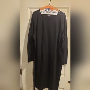 Plus sized Talbots Black Dress. Size 14W Midi length